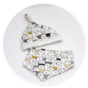 Knot-top Beanie & Bib Set Bears