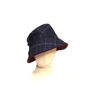 Asymetric Cloche Navy Check